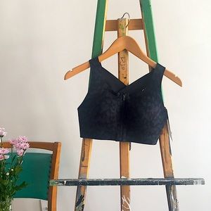 Lululemon Sports bra NWT